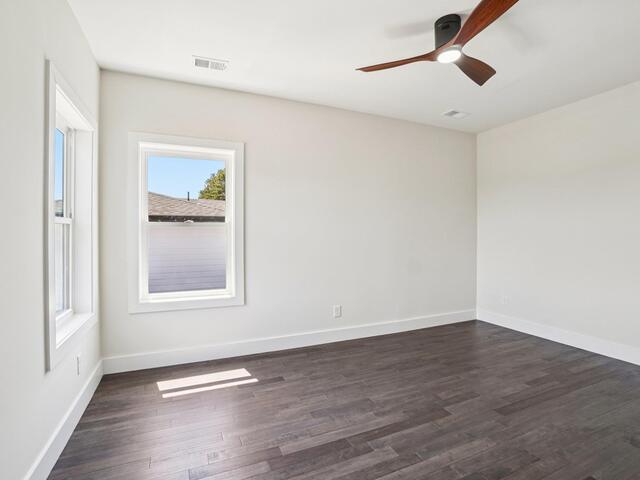Photo of 44 Village Crest Drive