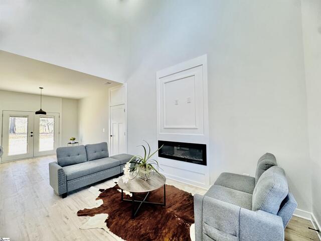 Photo of 225 Goodwin Road