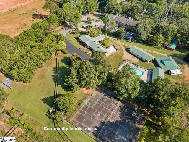 Photo of 1402 Leeward Road