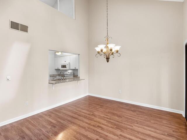 Photo of 1402 Leeward Road