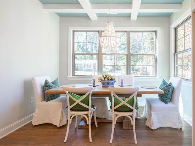 Photo of 18 ESSEX Court