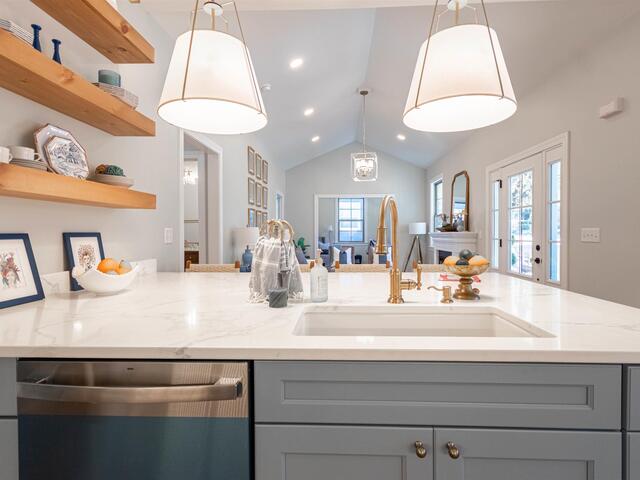 Photo of 18 ESSEX Court