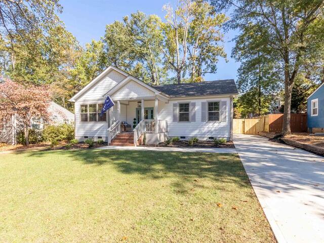 Photo of 18 ESSEX Court