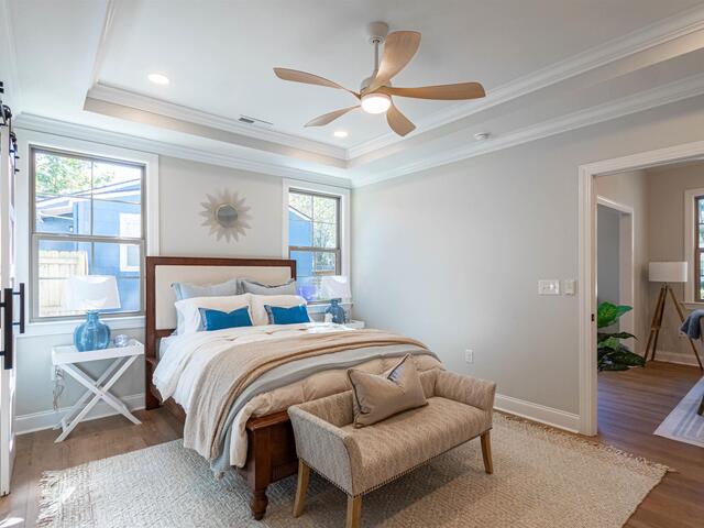 Photo of 18 ESSEX Court