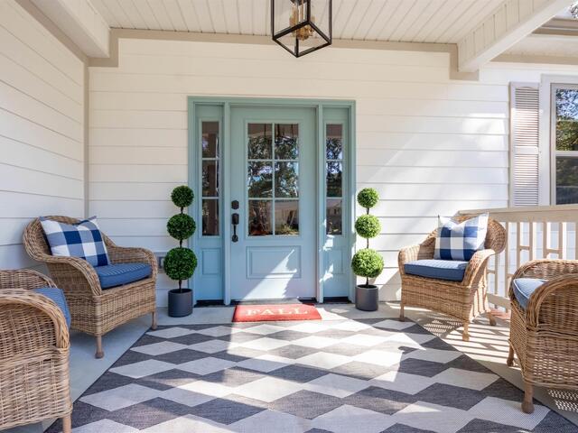 Photo of 18 ESSEX Court