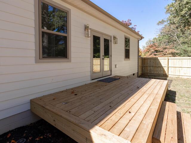 Photo of 18 ESSEX Court