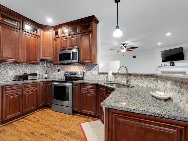 Photo of 409 Crandall Drive