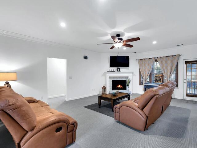 Photo of 409 Crandall Drive