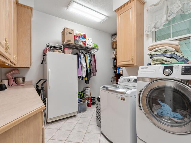 Photo of 402 Nanaloo Avenue