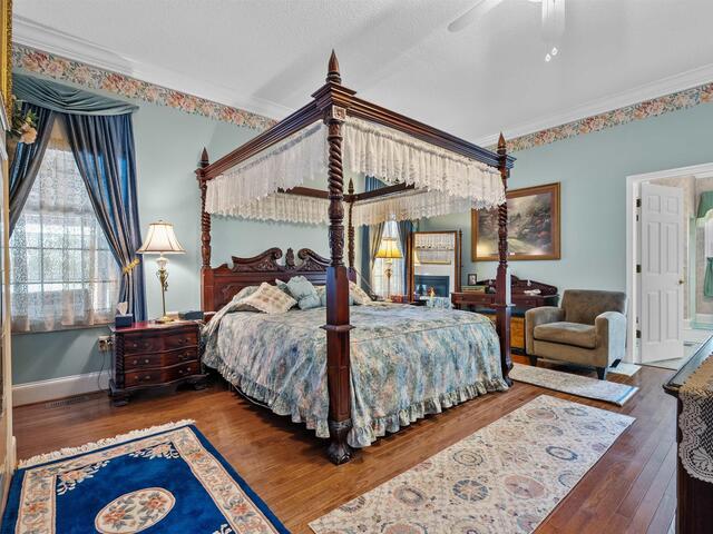 Photo of 402 Nanaloo Avenue