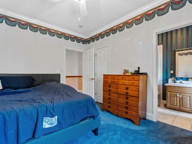 Photo of 402 Nanaloo Avenue