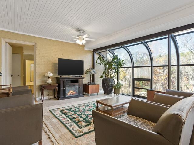 Photo of 22 Hillandale Circle