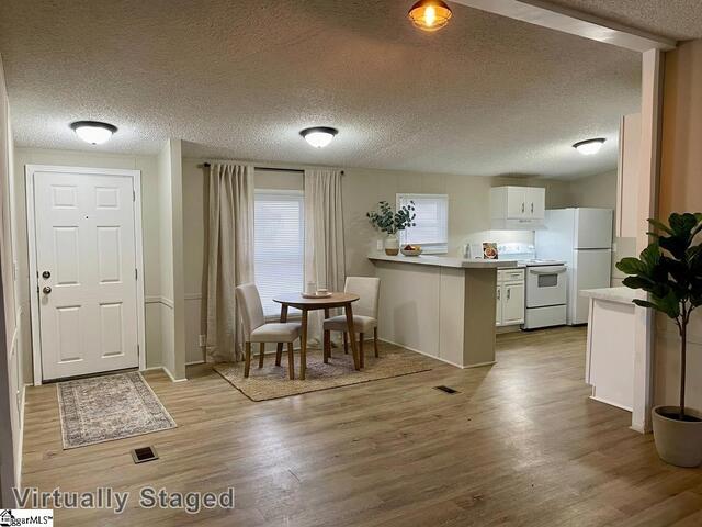 Photo of 159 Song Bird Lane