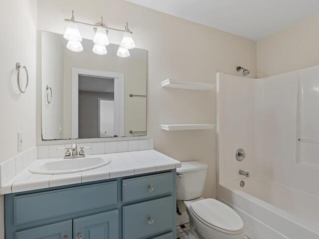 Photo of 17 Simmons Avenue