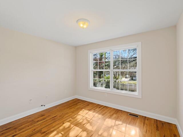 Photo of 17 Simmons Avenue