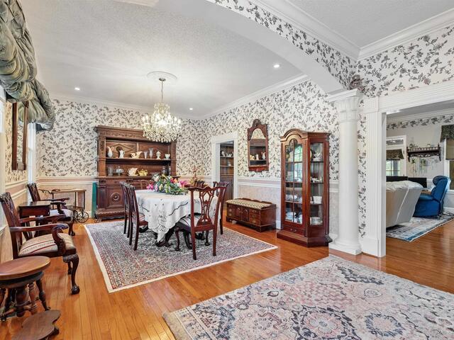 Photo of 402 Nanaloo A Avenue