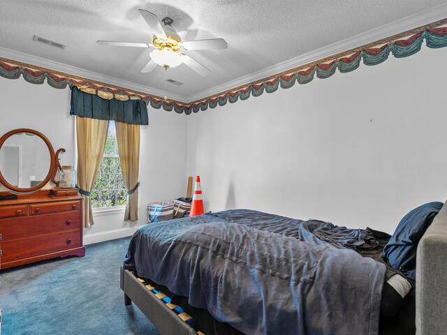 Photo of 402 Nanaloo A Avenue