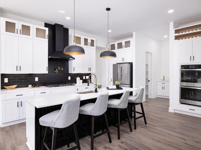 Photo of 100 Pinelands Place