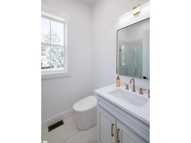 Photo of 100 Pinelands Place