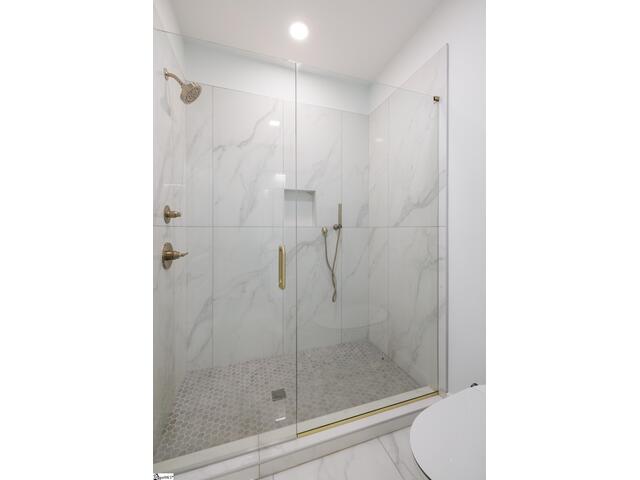 Photo of 100 Pinelands Place