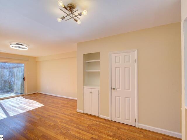 Photo of 2530 E North Street