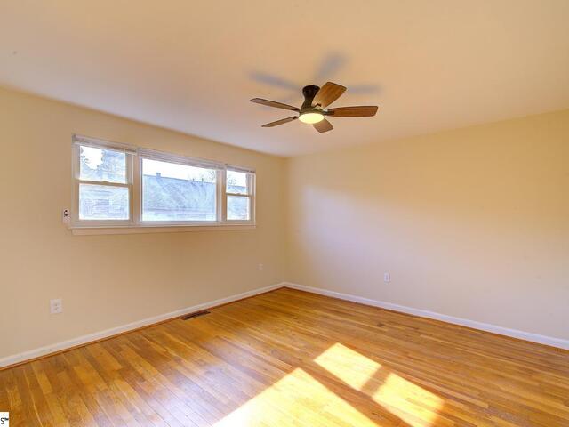 Photo of 2530 E North Street