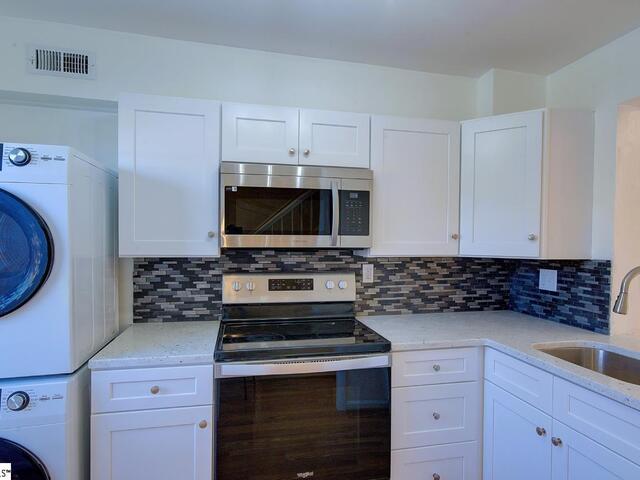 Photo of 2530 E North Street