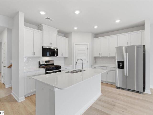Photo of 608 Hollybank Street