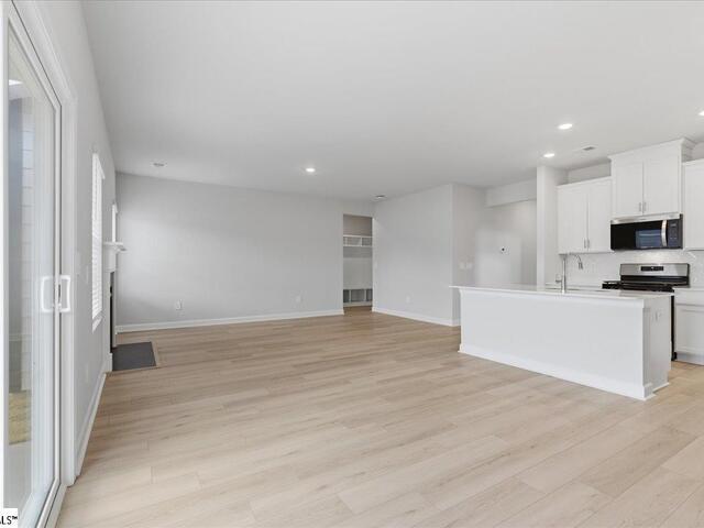 Photo of 608 Hollybank Street