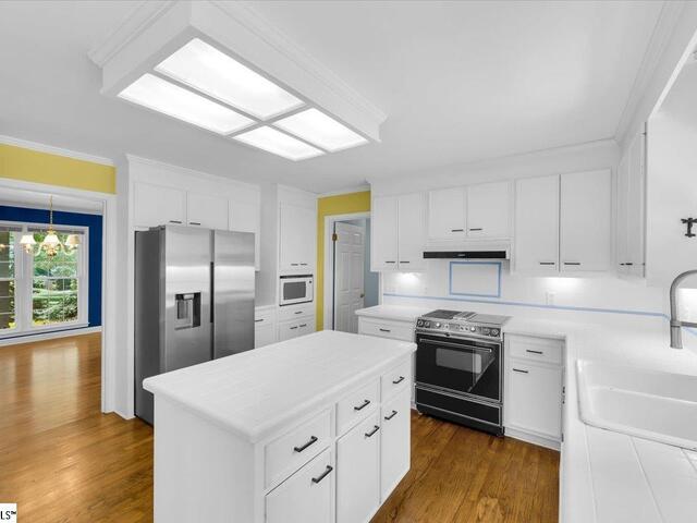 Photo of 203 Autumn Road Photo of 203 Autumn Road