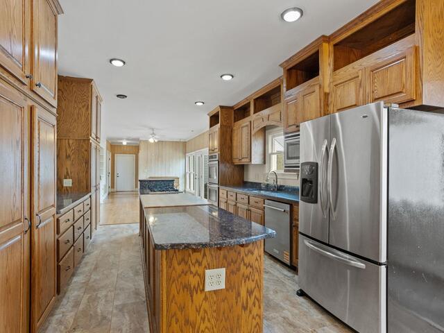 Photo of 414 Giggle Drive