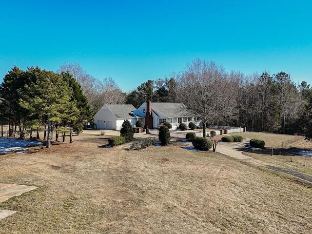 Photo of 414 Giggle Drive