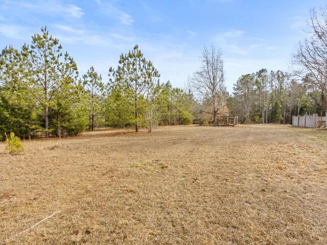 Photo of 414 Giggle Drive