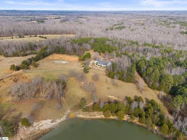 Photo of 414 Giggle Drive