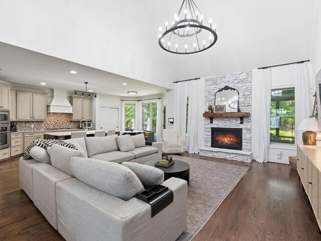 Photo of 224 Bent Hook Way