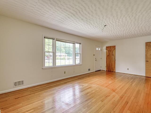 Photo of 163 Walden Circle