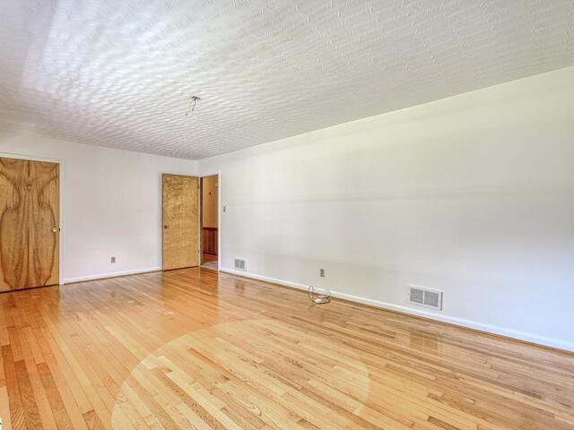 Photo of 163 Walden Circle