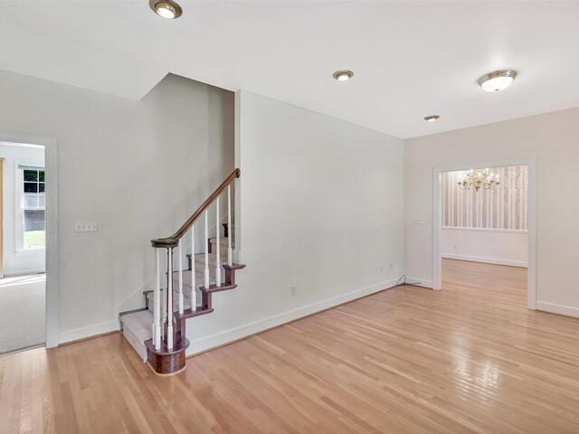 Photo of 1000 Meadow Lane