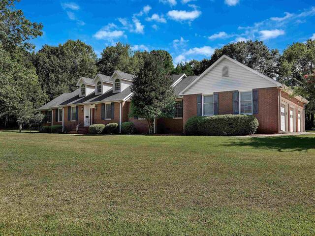 Photo of 1000 Meadow Lane