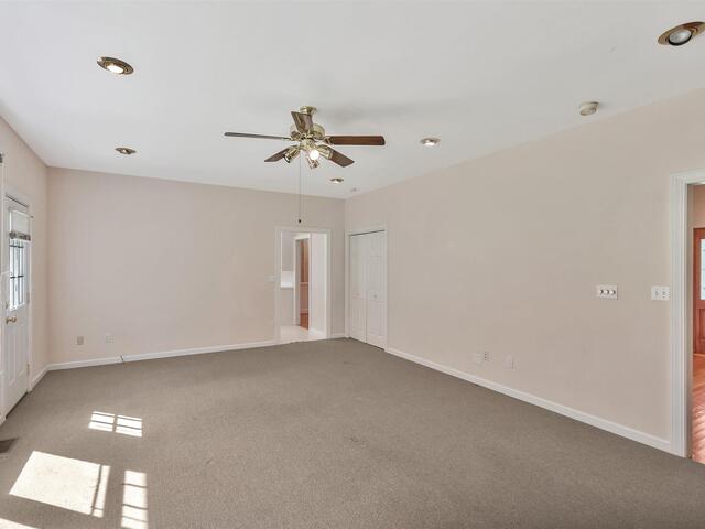 Photo of 1000 Meadow Lane