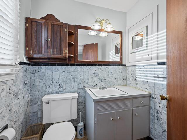 Photo of 404 Reeves Drive