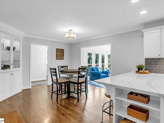 Photo of 400 Stone Ridge Road