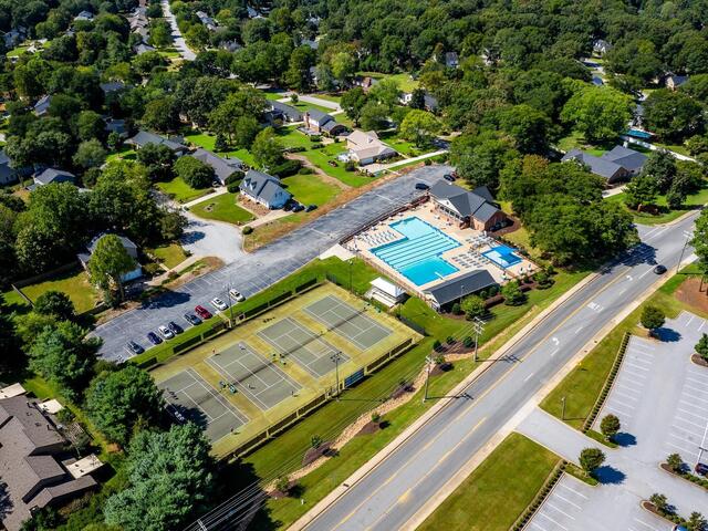 Photo of 400 Stone Ridge Road