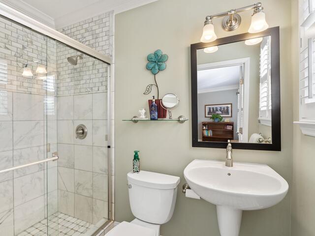 Photo of 604 Crescent Avenue
