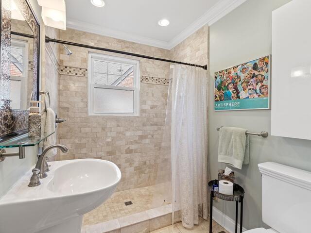 Photo of 604 Crescent Avenue