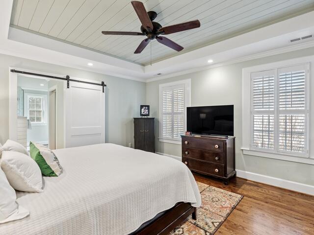 Photo of 604 Crescent Avenue