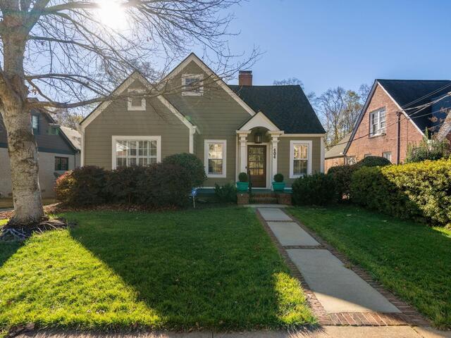 Photo of 604 Crescent Avenue