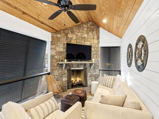 Photo of 604 Crescent Avenue