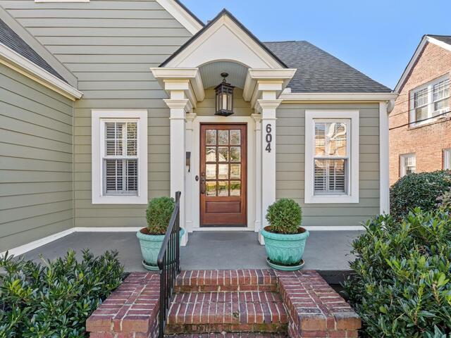 Photo of 604 Crescent Avenue
