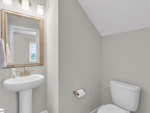 Photo of 207 Nautique Court